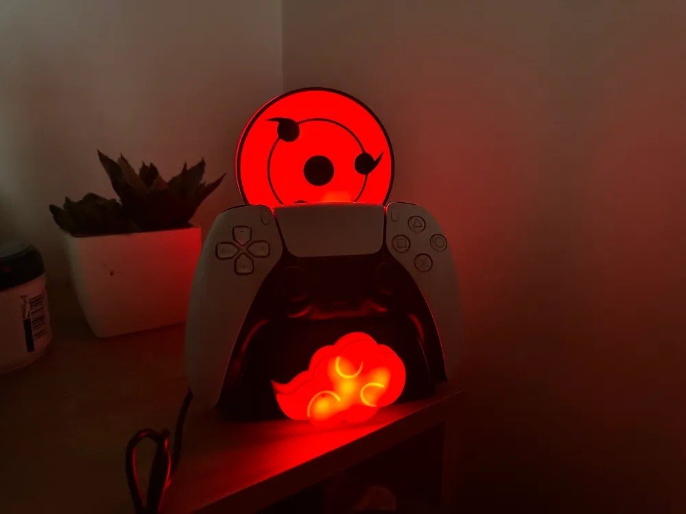 Suporte para Controle Naruto Akatsuki STL Gratis no MakerWorld: para Imprimir STL — vista adicional para impressão 3D